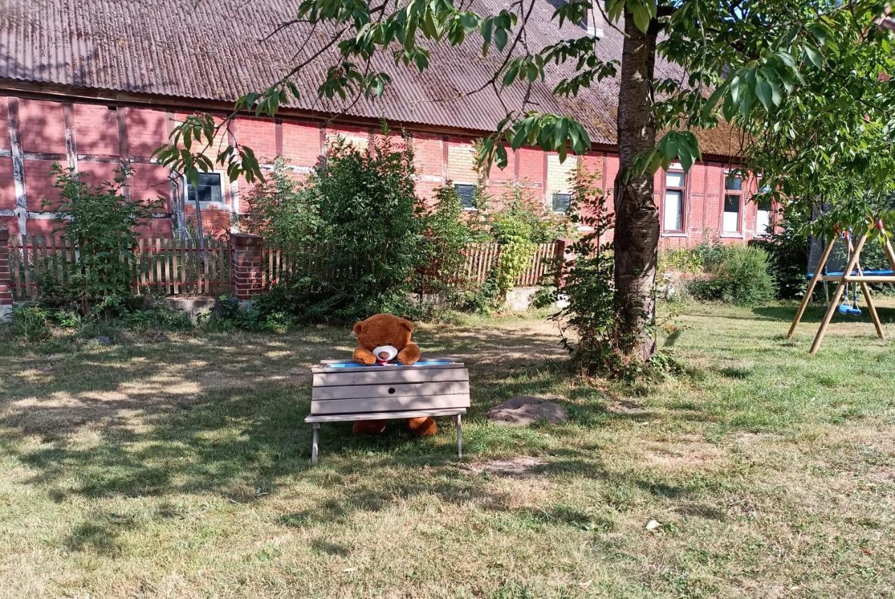 Ihr Ferien Hotel Brunnenhof Suhlendorf Exterior foto